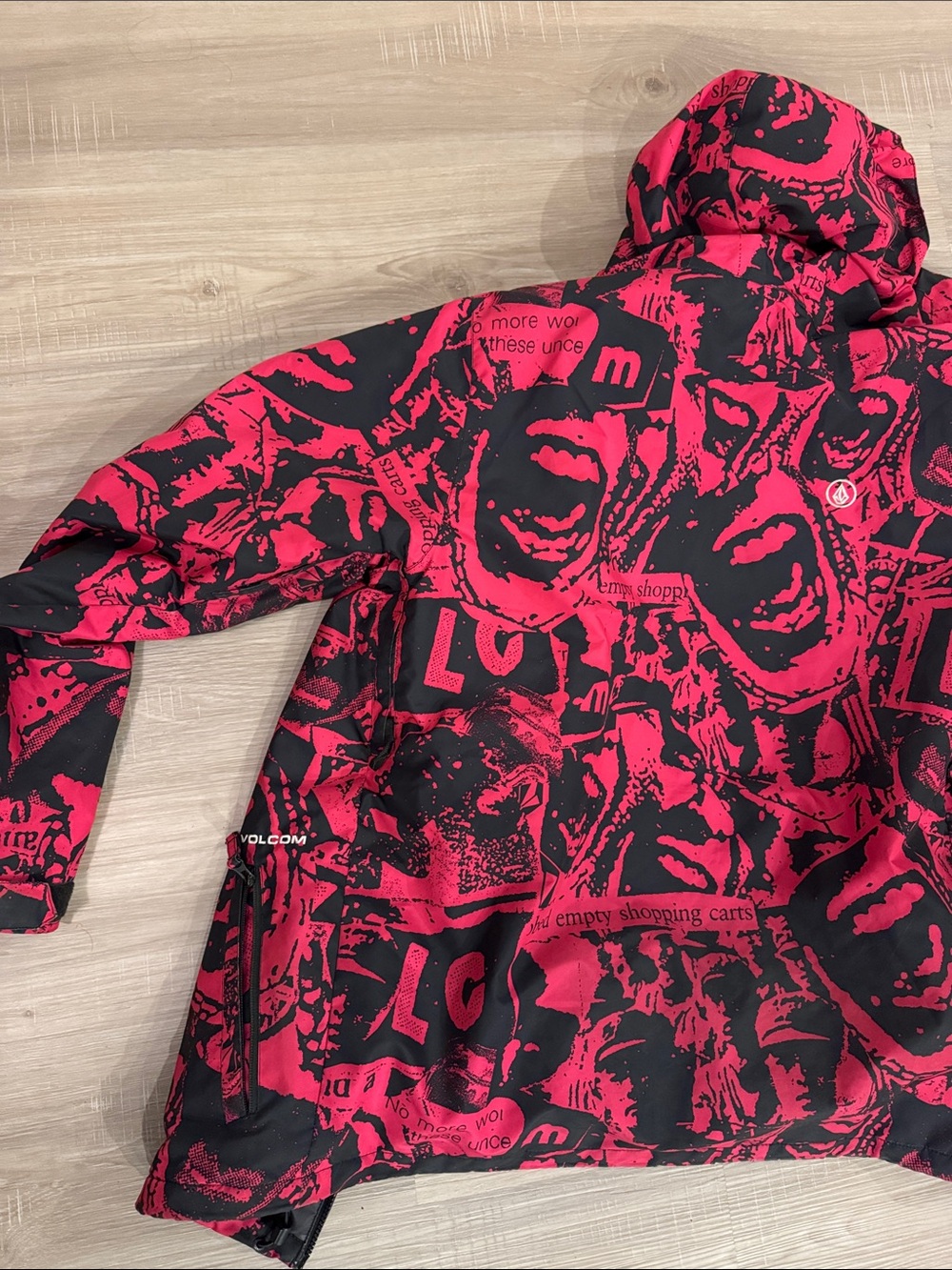 Volcom Volume Insulated Jacket - Picture 12 of 13